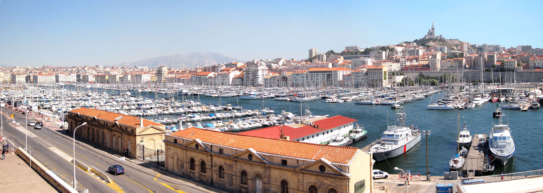Panorama du Vieux-Port de Marseille et de ses bateaux